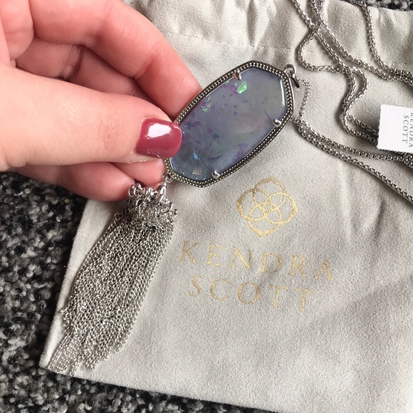 RARE! Kendra Scott Iridescent Lilac Illusion Ryane - Picture 2 of 8